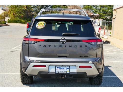 Gun Metallic 2022 Nissan Pathfinder SL 4WD