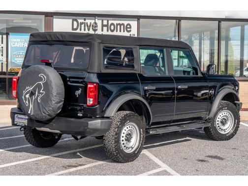 2021 Ford Bronco Base