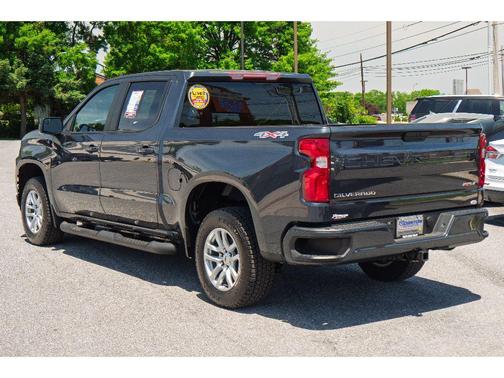 Shadow Gray Metallic 2021 Chevrolet Silverado 1500 RST