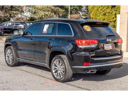 2017 Jeep Grand Cherokee Summit