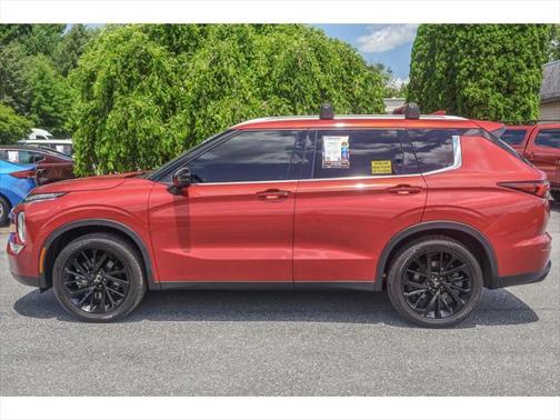 2023 Mitsubishi Outlander SE Black Edition 2WD