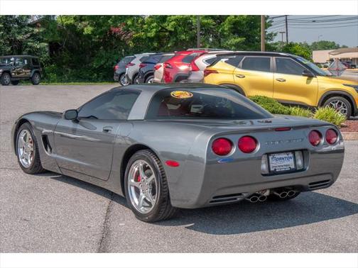 2004 Chevrolet Corvette Base