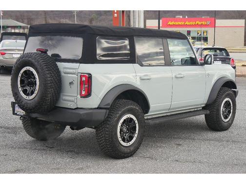 2022 Ford Bronco Outer Banks