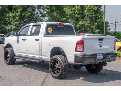 2020 RAM 2500 Tradesman Crew Cab 4X4 6'4' Box