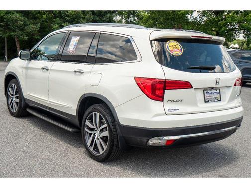 White Diamond Pearl 2017 Honda Pilot Elite