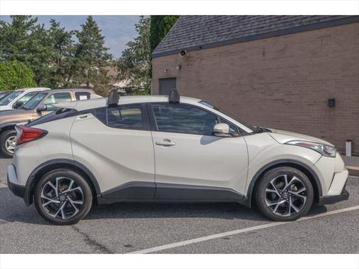 2018 Toyota C-HR XLE Premium