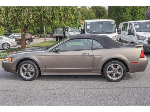 2001 Ford Mustang GT