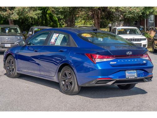 2021 Hyundai ELANTRA SEL