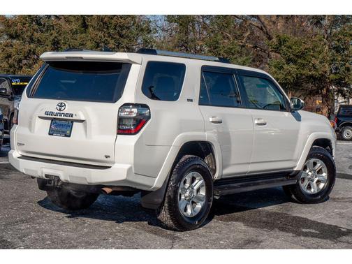 2020 Toyota 4Runner SR5