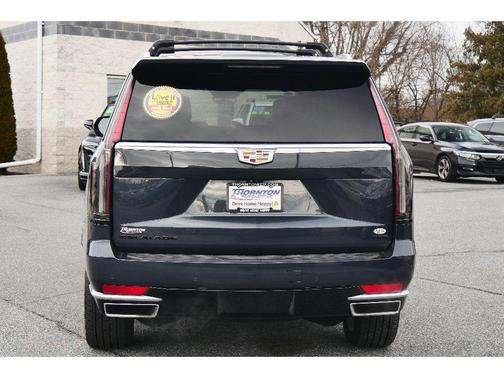 2022 Cadillac Escalade ESV Premium Luxury