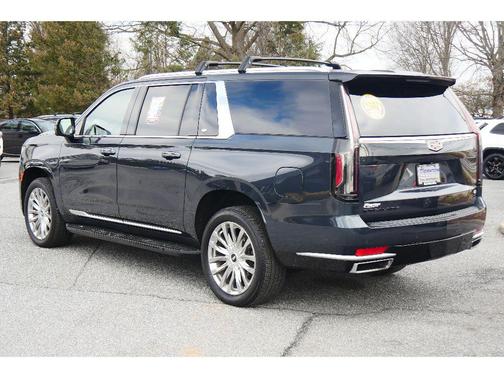 2022 Cadillac Escalade ESV Premium Luxury