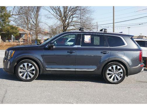 2022 Kia Telluride S