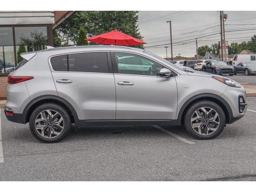 2020 Kia Sportage EX