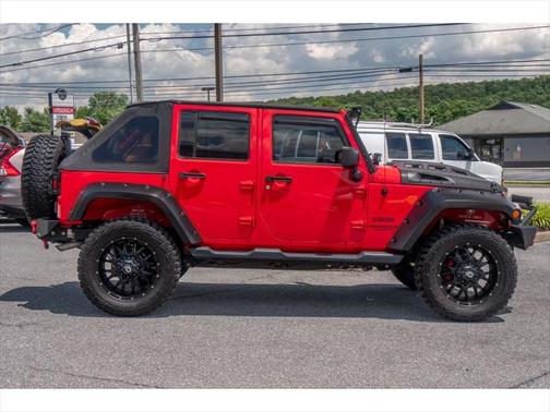 2017 Jeep Wrangler Unlimited Sport