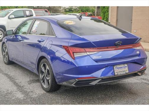 2022 Hyundai ELANTRA Limited