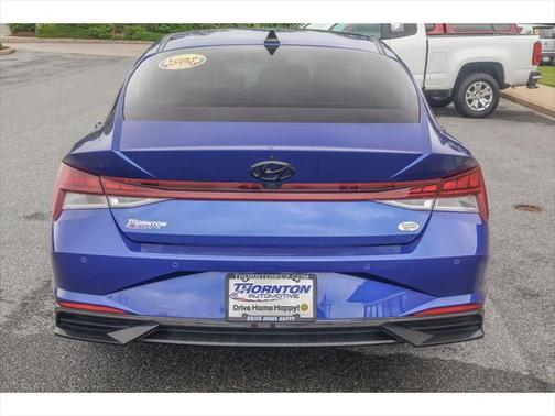 2022 Hyundai ELANTRA Limited