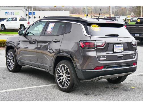 Billet Silver Metallic Clearcoat 2023 Jeep Compass Limited