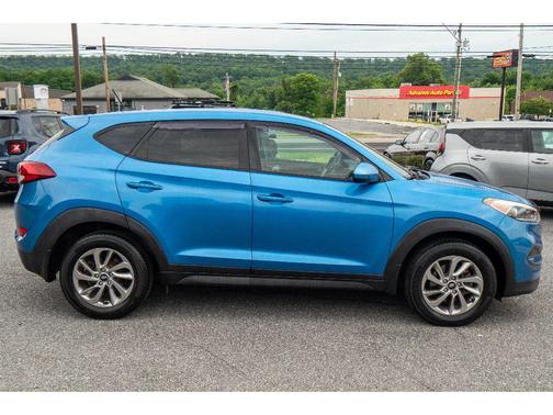Caribbean Blue 2016 Hyundai TUCSON SE