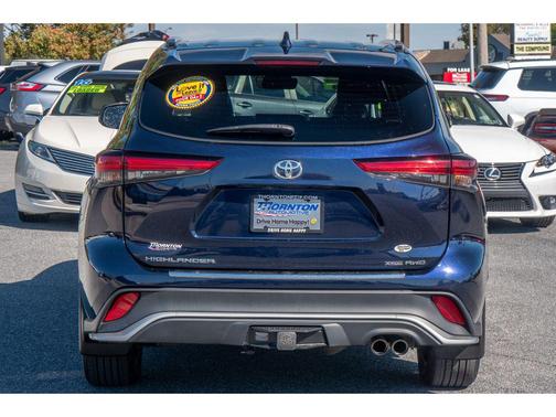 2022 Toyota Highlander XSE