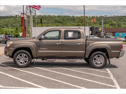 2014 Toyota Tacoma Base