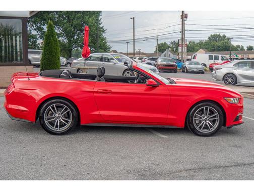 2015 Ford Mustang EcoBoost Premium
