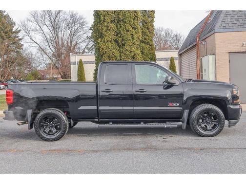 2017 Chevrolet Silverado 1500 2LT