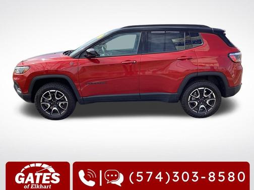 Red Hot Pearlcoat 2025 Jeep Compass Trailhawk