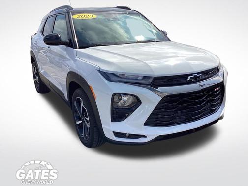 Summit White 2023 Chevrolet Trailblazer RS