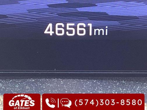 Mosaic Black Metallic 2024 Chevrolet Traverse LT