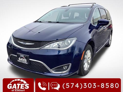 Jazz Blue Pearlcoat 2018 Chrysler Pacifica Touring-L