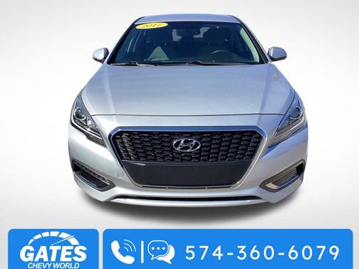 2017 Hyundai SONATA Hybrid SE