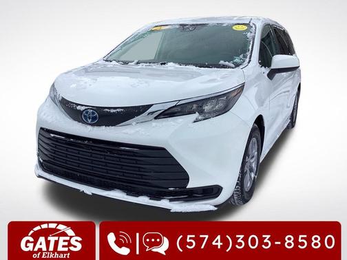 2024 Toyota Sienna LE