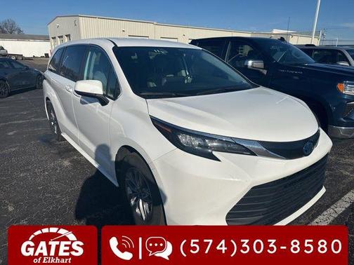 2024 Toyota Sienna LE