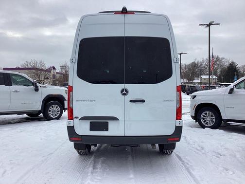 2024 Mercedes-Benz Sprinter 2500 Standard Roof