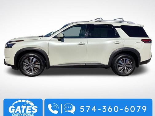 2023 Nissan Pathfinder SL 4WD