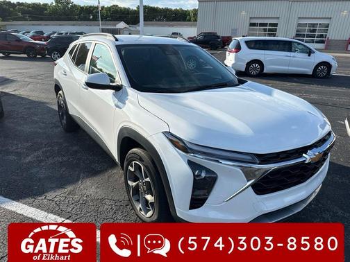 Summit White 2025 Chevrolet Trax LT