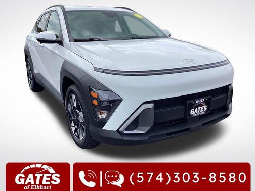 Atlas White 2025 Hyundai KONA SEL