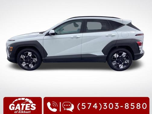 Atlas White 2025 Hyundai KONA SEL