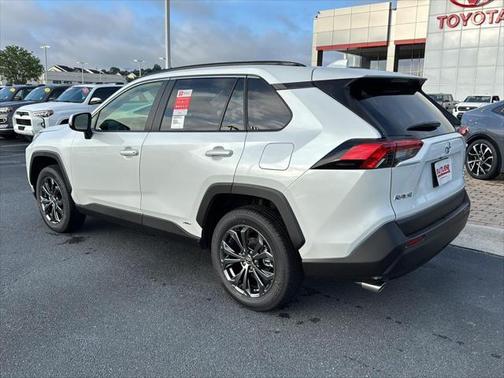 2025 Toyota RAV4 Hybrid XLE Premium