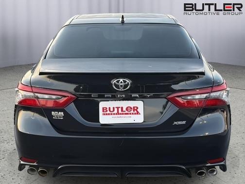 Midnight Black Metallic 2021 Toyota Camry XSE