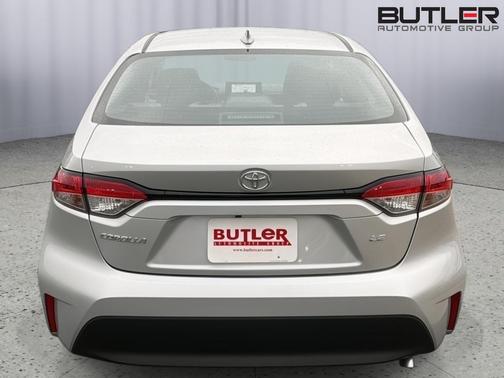 Classic Silver Metallic 2026 Toyota Corolla LE