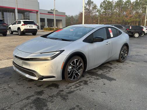 2025 Toyota Prius Plug-In Hybrid XSE