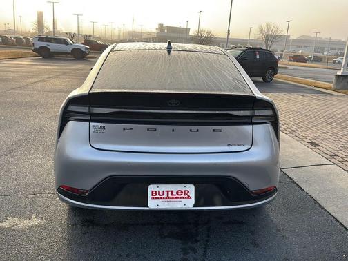 2025 Toyota Prius Plug-In Hybrid XSE