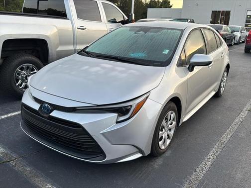 2025 Toyota Corolla Hybrid LE