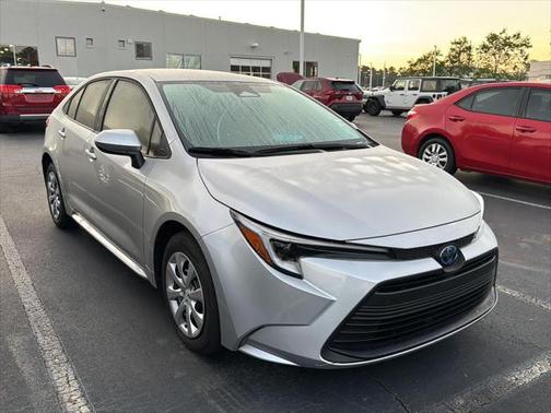 2025 Toyota Corolla Hybrid LE