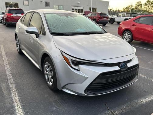 2025 Toyota Corolla Hybrid LE