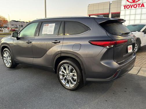 2023 Toyota Highlander Limited
