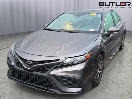 Predawn Gray Mica 2024 Toyota Camry SE