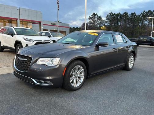 2021 Chrysler 300 Touring