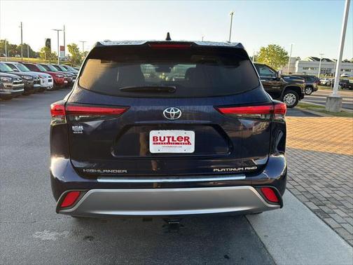 2021 Toyota Highlander Platinum